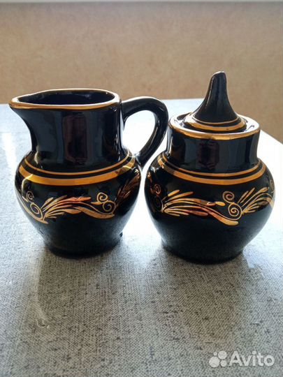 Фарфоровый кофейный сервиз посуды на три персоны