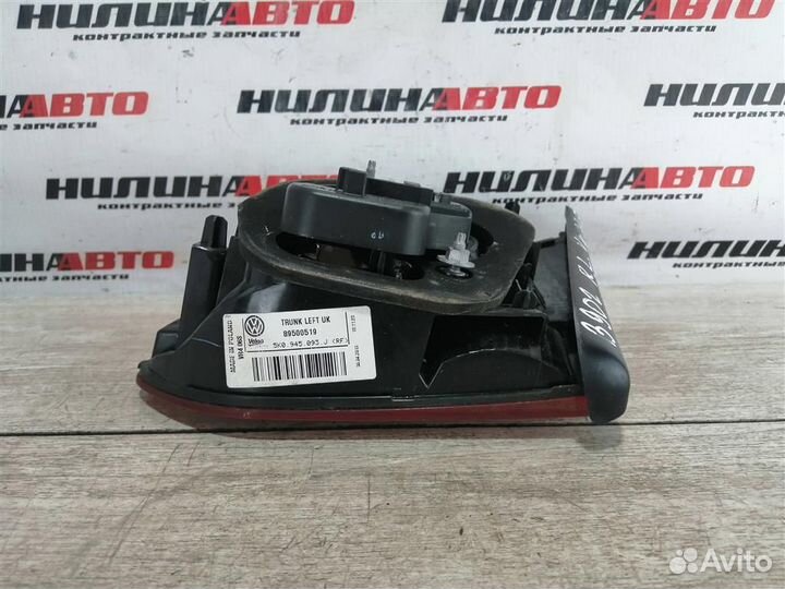 Фонарь левый в крышку багажника VW Гольф 6