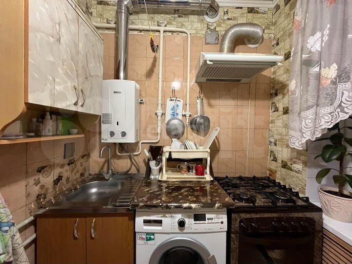 1-к. квартира, 30 м², 1/2 эт.