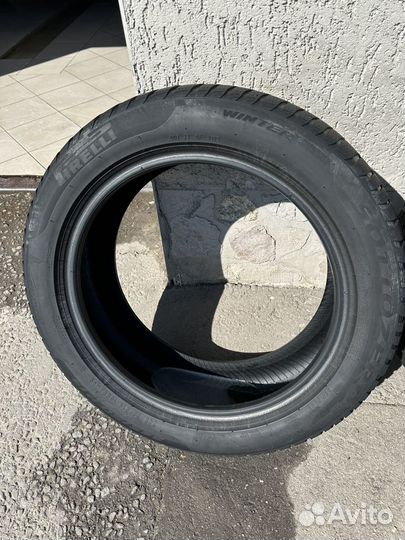 Pirelli Winter Sottozero 3 245/50 R19 105V