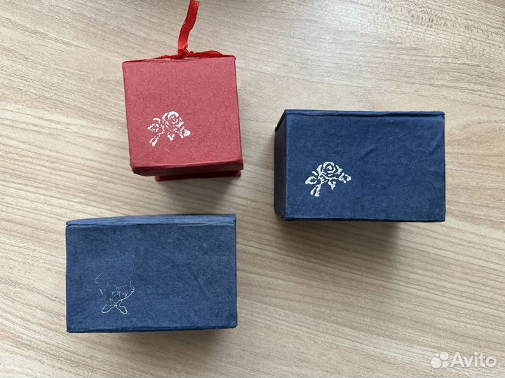 Стеклянная статуэтка с гравировкой