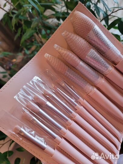 Набор кистей для макияжа