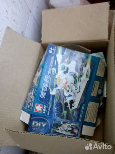 Игрушки, лего