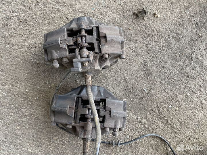 Mercedes S класс W 320 задние суппорта