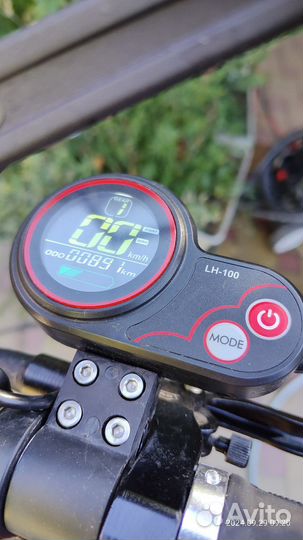 Электросамокат smartone