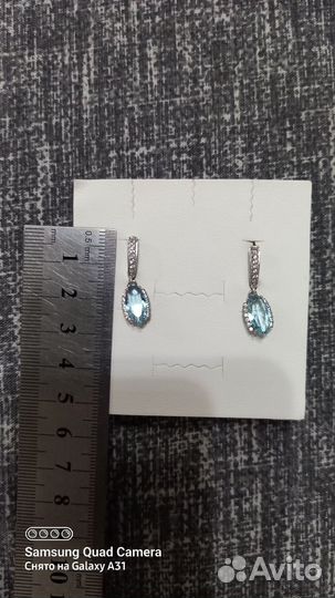 Серебряные серьги с топазом