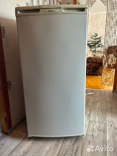 Холодильник бирюса