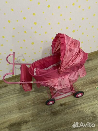 Игрушечная коляска