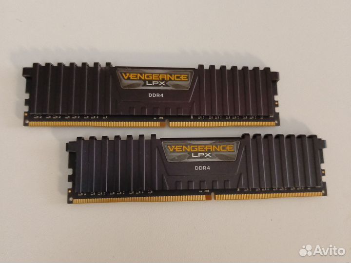 Corsair Vengeance LPX DDR4 4x8Gb