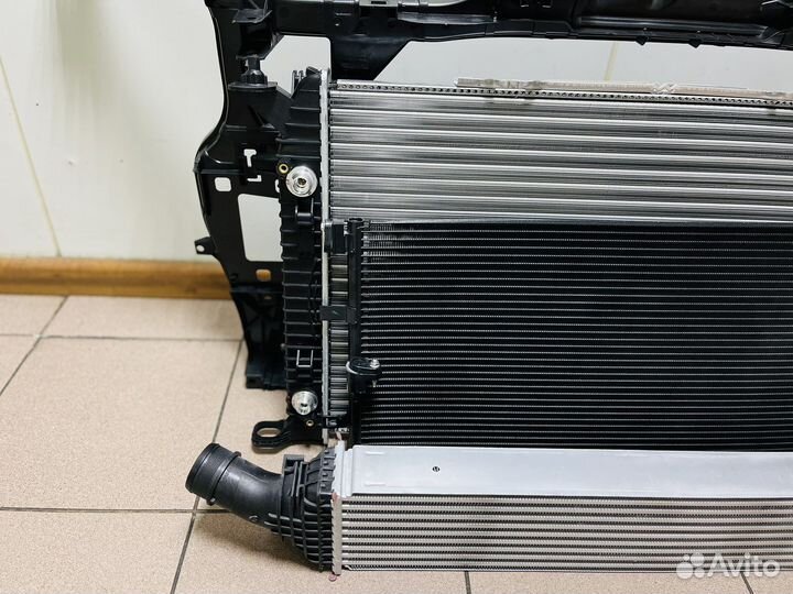 Радиатор охлаждения Audi Q5 8R Телевизор 1.8 2.0