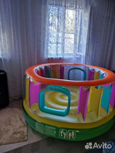 Детский надувной батут