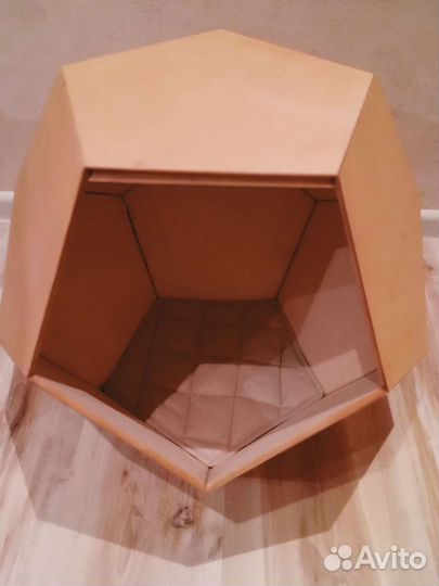 Домик для кошек и маленьких собак