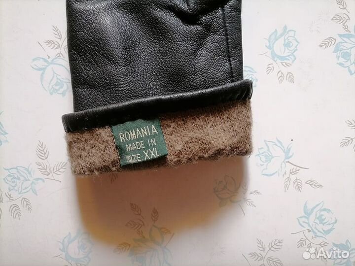 Аксессуары: перчатки женские