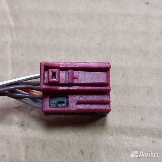 Mercedes W166 W292 разъём проводки потолка