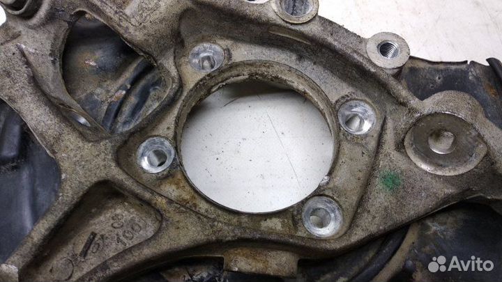 Кулак поворотный задний правый Mercedes-Benz E