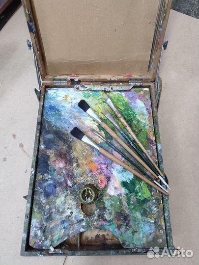 Акриловые краски, кисти разные