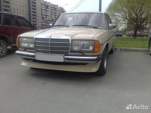 Накладка Zender под бампер на Mercedes W123