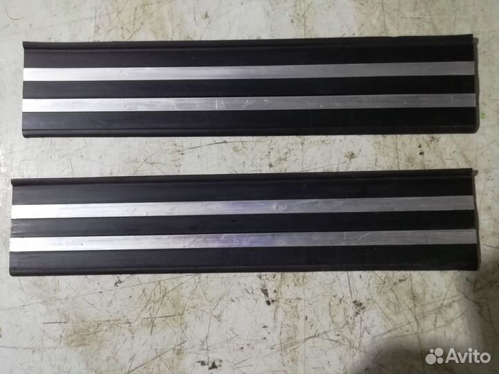 Накладки порогов внутренние BMW 5 E34