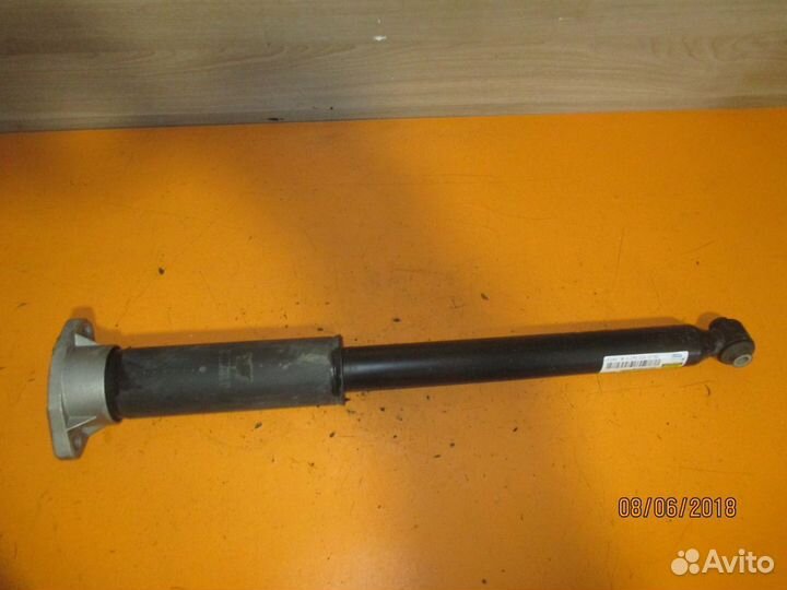 Амортизатор задний Mercedes Benz W213 Мерседес