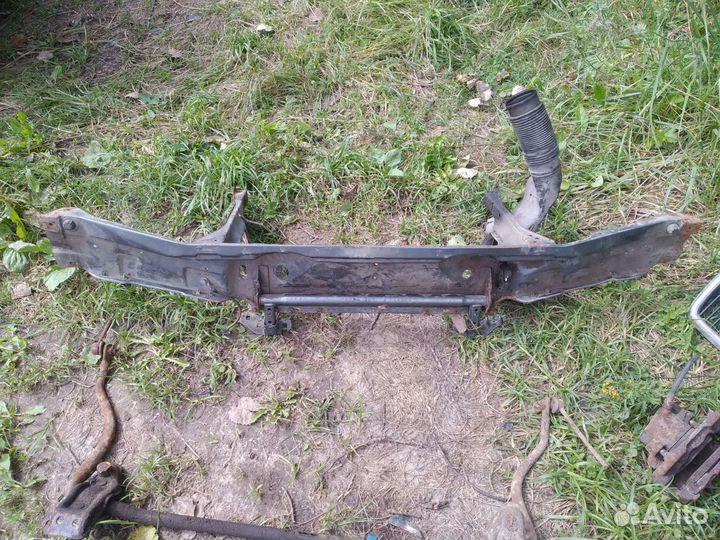 Телевизор BMW е32