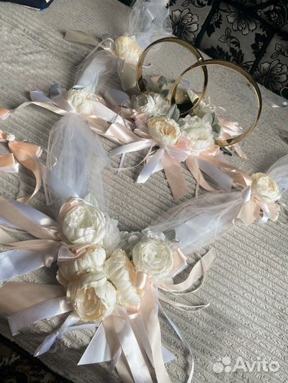 Свадебные украшения на машину