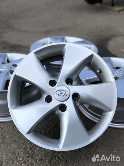 Комплект литых дисков R16