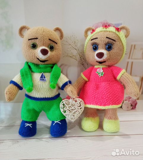 Вязаные игрушки Мишутка и Машутка