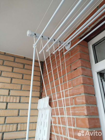 Вешалка потолочная