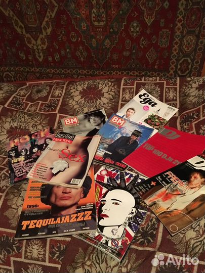 Журналы Афиша-мир Ом Собака Вечерняя Москва и др