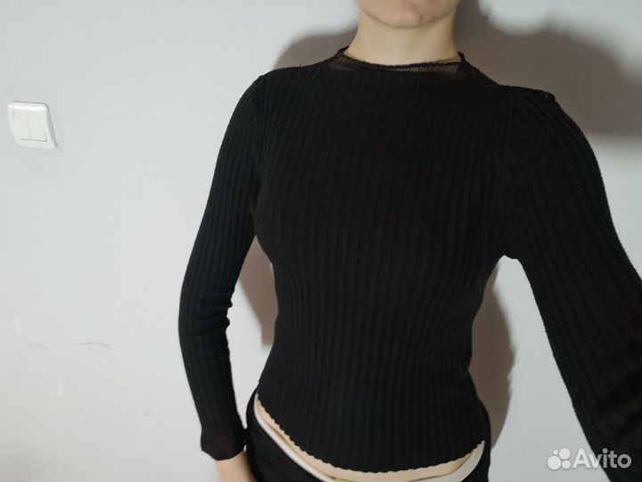 Черная водолазка женская