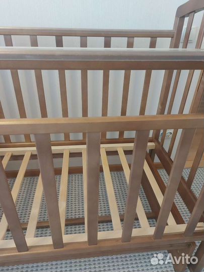 Кроватка маятник