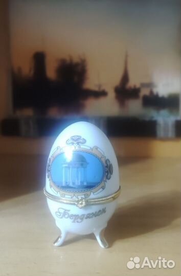 Шкатулка яйцо