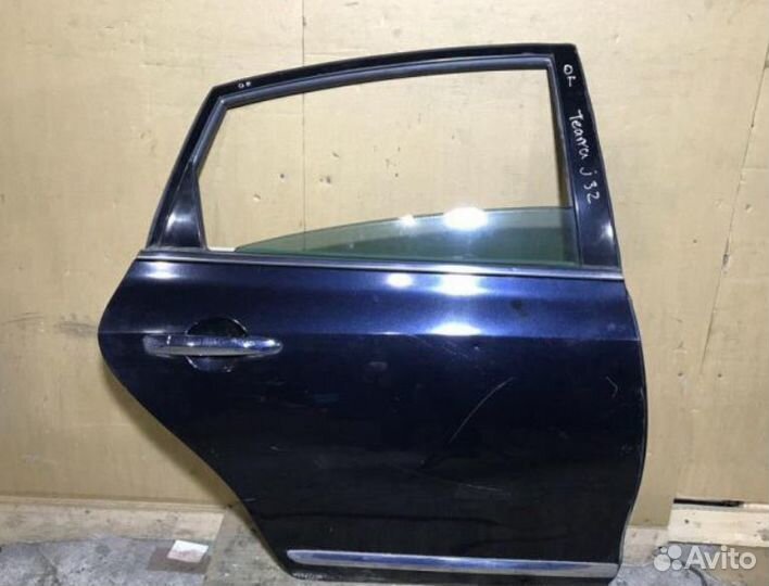 Дверь задняя правая Nissan Teana J32