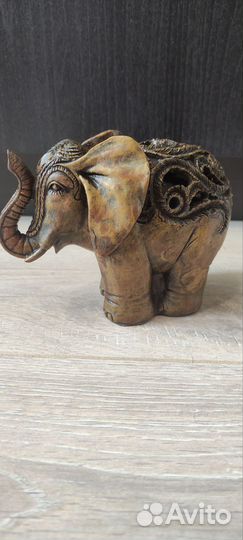 Статуэтка слон