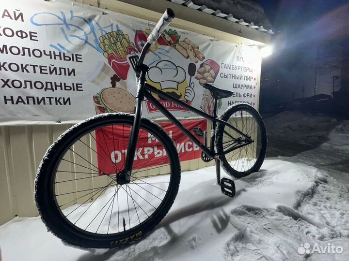 Спортивный велосипед MTB street