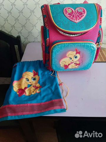 Школьный рюкзак