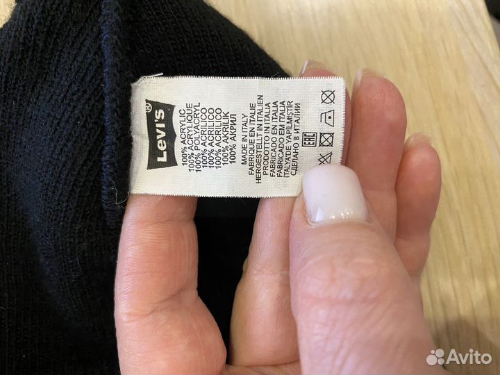 Шапка levis