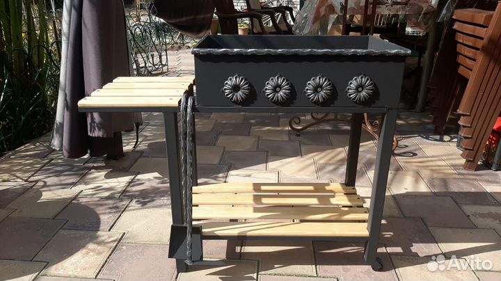 Мангал неразборный переносной новый на колёсиках