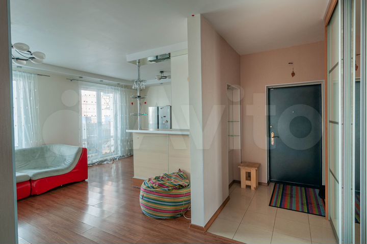 3-к. квартира, 83,5 м², 1/9 эт.