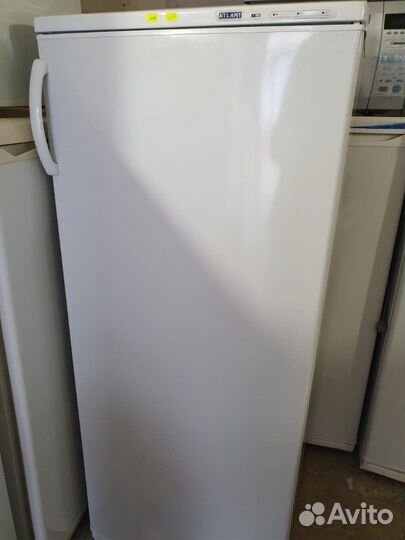 Морозильная камера Атлант в сост.Новой