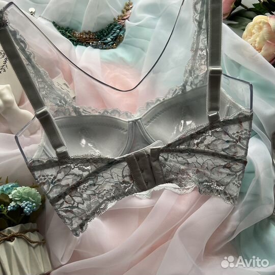 Бюстгалтер triumph 70D новый оригинал