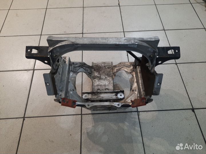 Передний подрамник BRP MXZ Renegade 1000