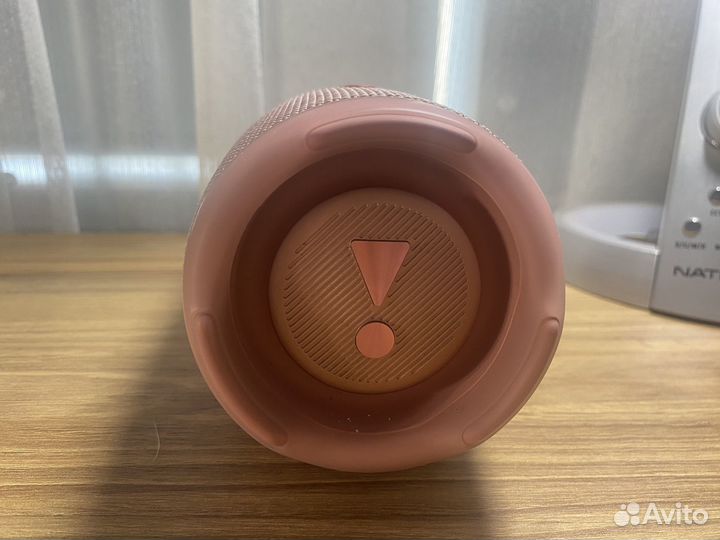Колонка jbl charge 5 бу розовая