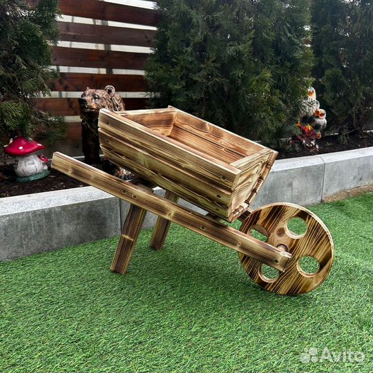 Тележка для сада кашпо