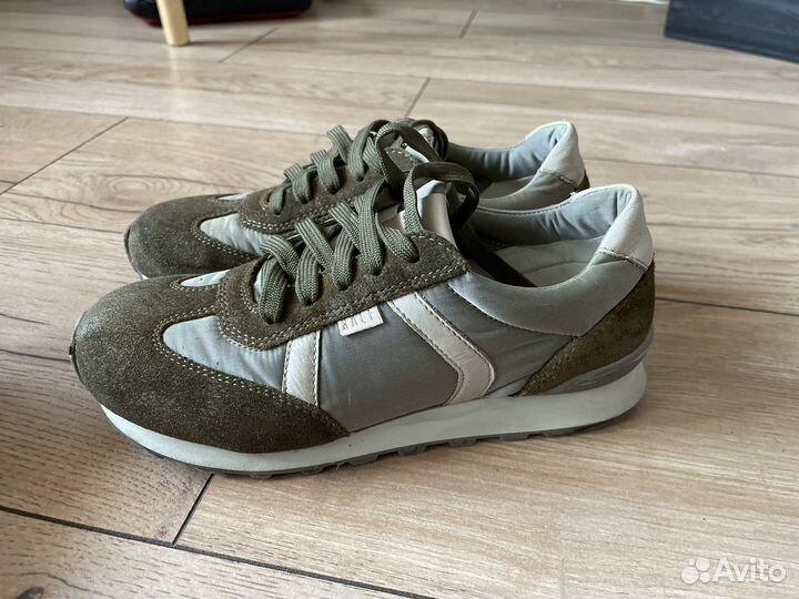 Брюки поло кроссовки