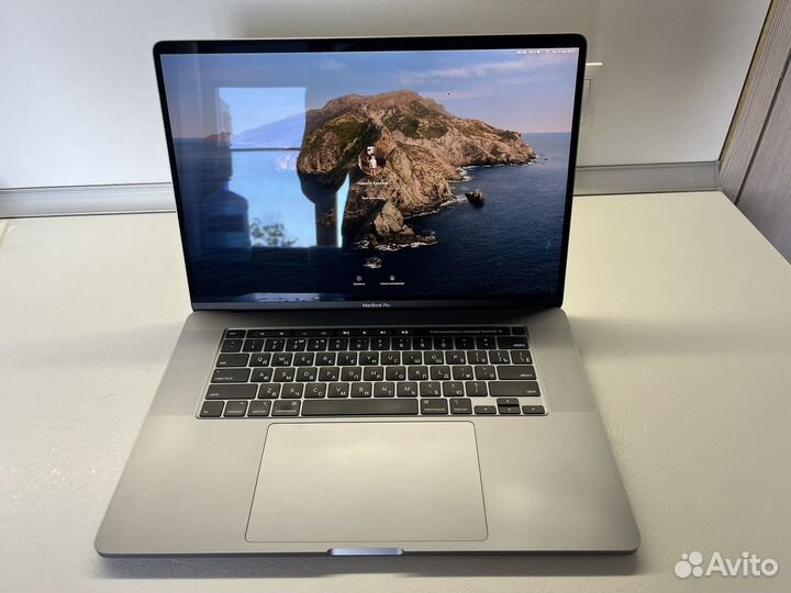 Macbook pro 16 2019 i9 1tb