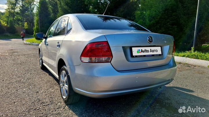 Volkswagen Polo 1.6 МТ, 2013, 175 600 км