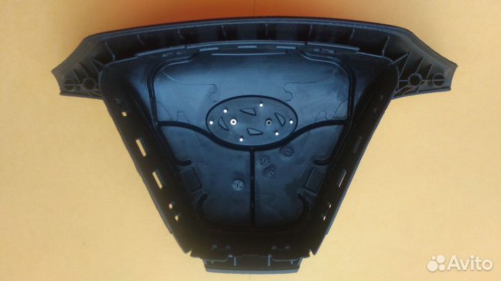 Крышка подушки безопасности Hyundai Santa Fe 2012+