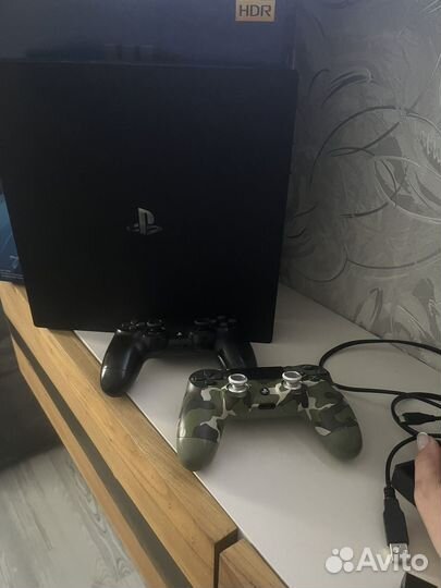 Sony playstation 4 PS4 pro 1tb