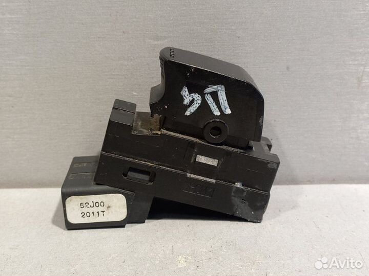 Блок управления стеклоподъемниками задний правый